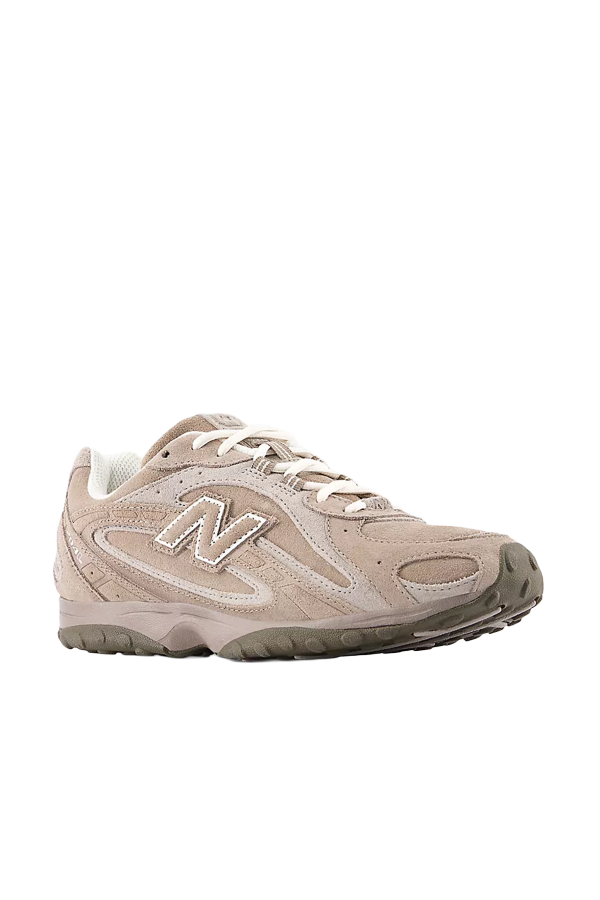 New Balance 204L Shoe