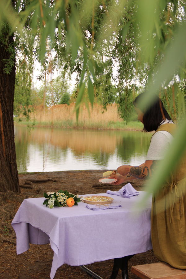 Eve Gravel HOME La Nappe Tablecloth - Lavender Ice