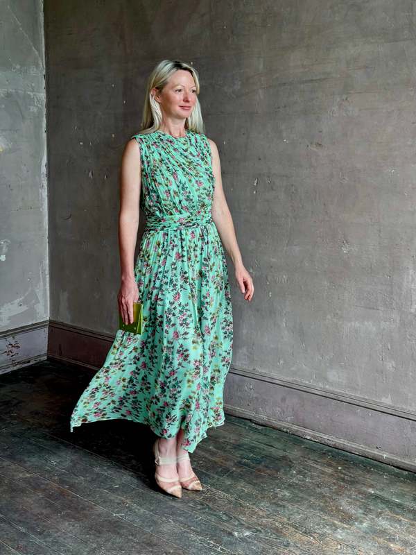 ulla johnson green dress Amazon.com: Women's Delia Gown, Jadeite, Green, 16 : Clothing, Shoes & Jewelry The silhouette is pleated throughout with softly structured gathering ulla johnson Ottilie Dress $490