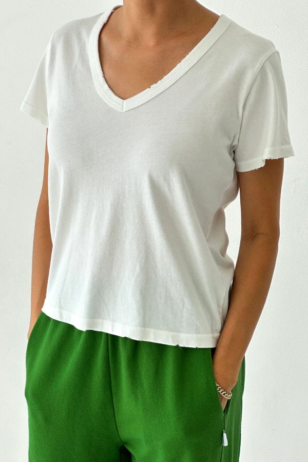 Le Bon Shoppe Petite La Vie Tee - Vintage White