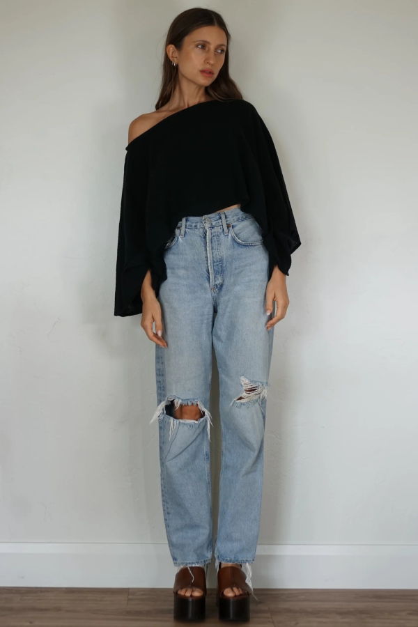 SHOP SHANI Asana Top - Taupe