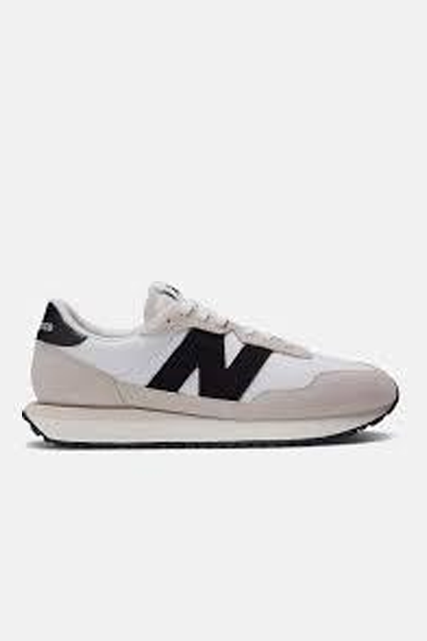 New Balance Sneakers - Black