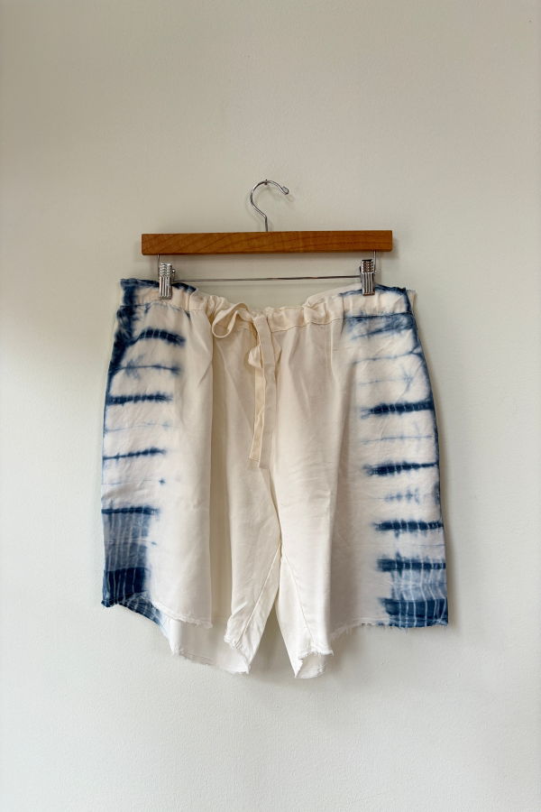 Cali Dreaming Bermuda Short - Wave Hand Dye
