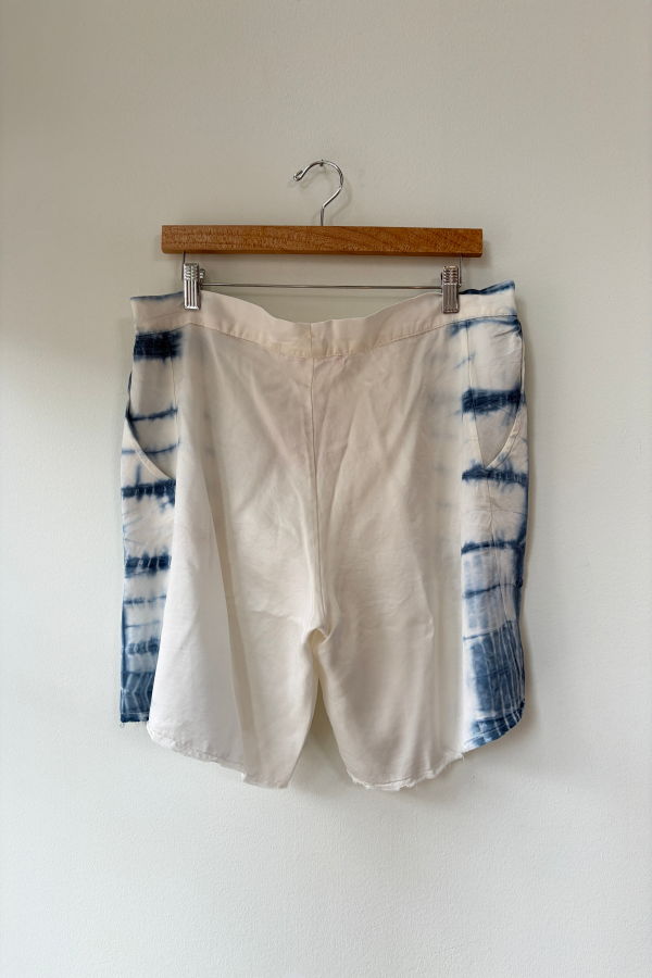 Cali Dreaming Bermuda Short - Wave Hand Dye