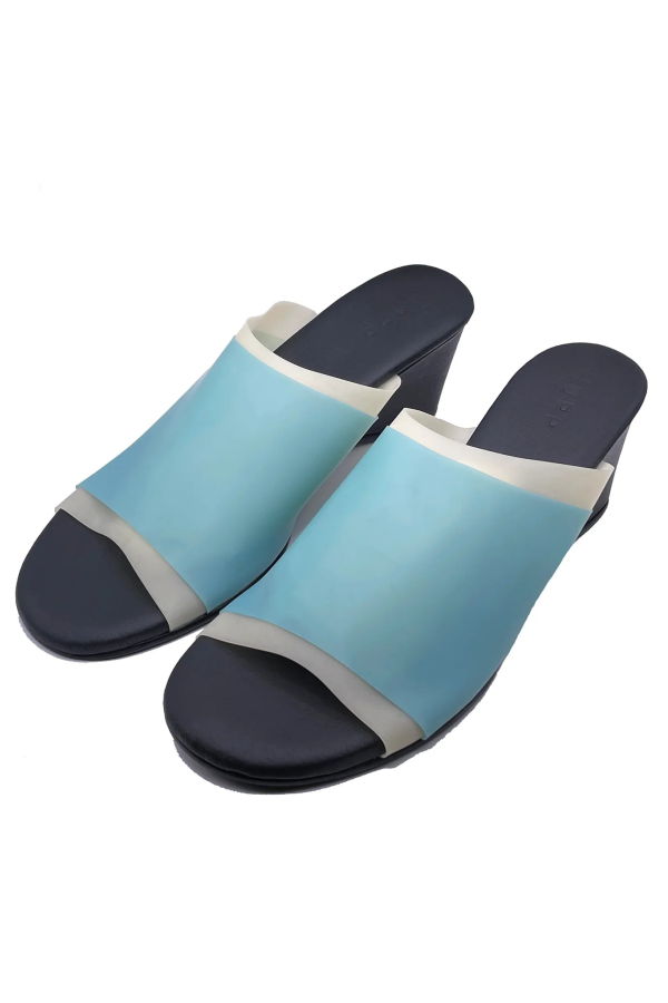 HOPP Nana Latex Slide - Sky