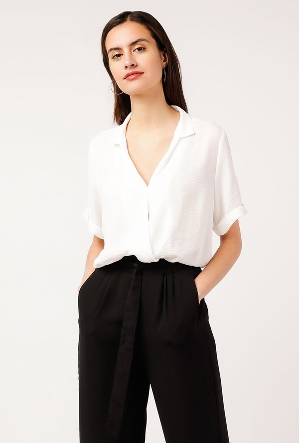 Azalea Mulberry Collared Wrap Top | Garmentory