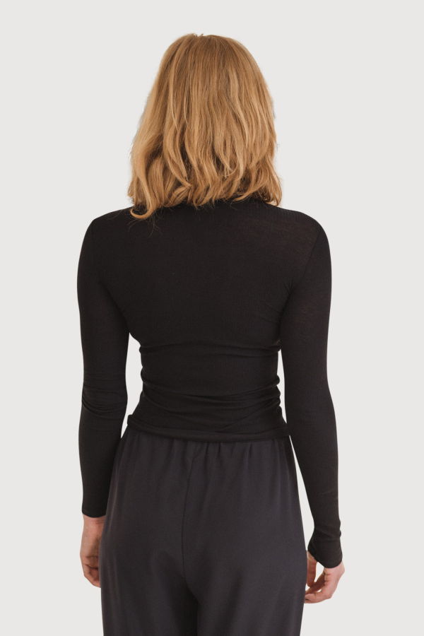 Baserange Heart Long Sleeve Tee - Black