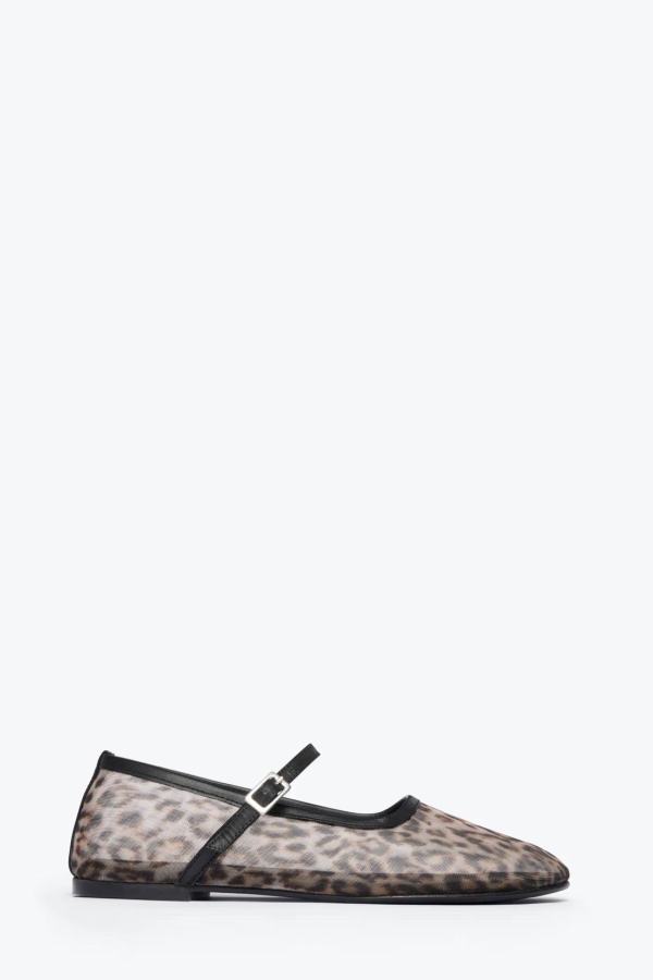 Freda Salvador Laurel Loafer