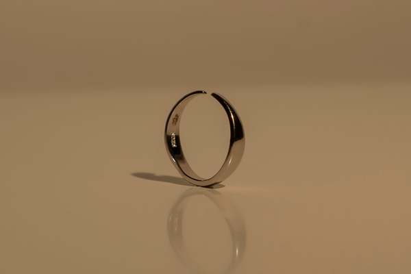 Milk & Rose Classic Adjustable Ring