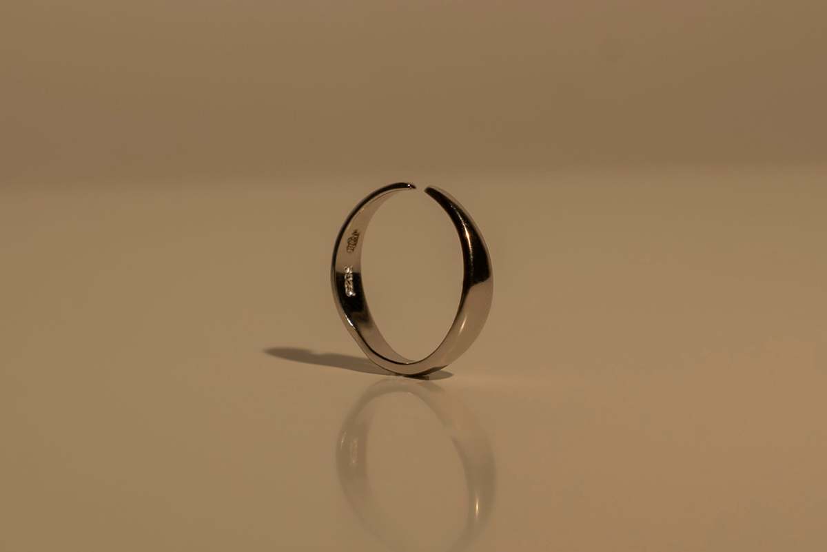 Milk & Rose Classic Adjustable Ring - Image 8 of 9