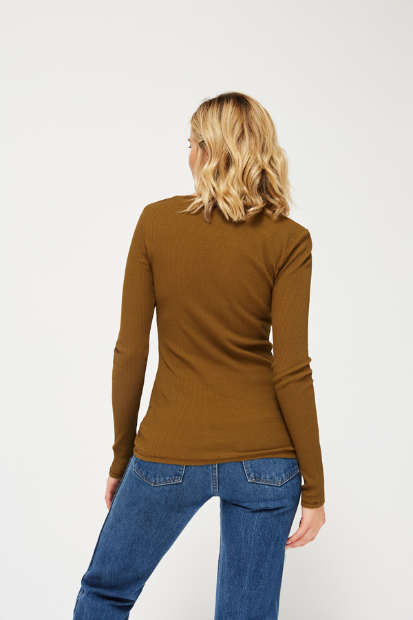 Lacausa Classic Henley Lacausa Classic Henley