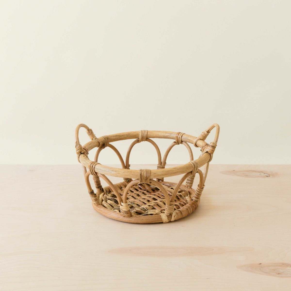 LIKHA Rattan Fruit Basket Wicker Table Basket Set of 3 - Image 6 of 13