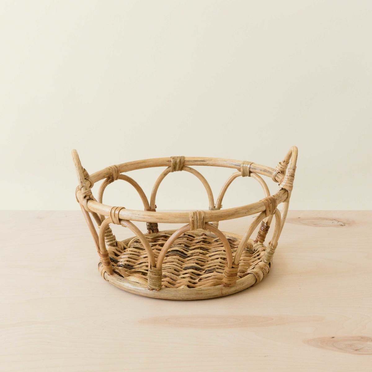 LIKHA Rattan Fruit Basket Wicker Table Basket Set of 3 - Image 11 of 13