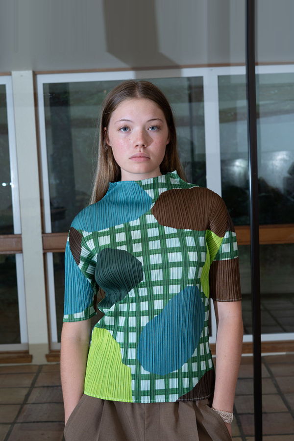 Issey Miyake Classic Short Sleeve Mock Neck Top