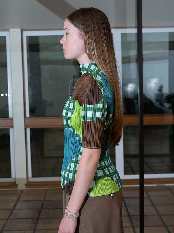 Issey Miyake Tops New Arrivals | Garmentory