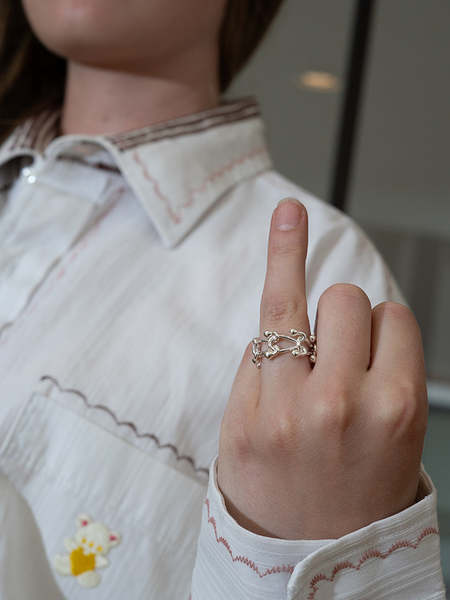 Mondo Mondo Diva Ring - Sterling Silver White Crystal | Garmentory