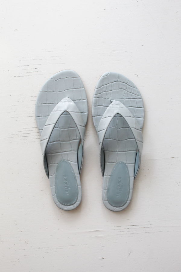 Le Monde Béryl Flat Thong Sandal - Blue
