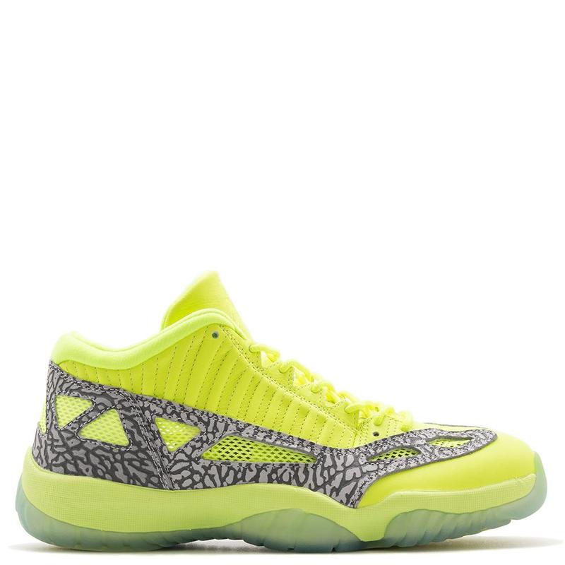 jordan 11 low ie volt