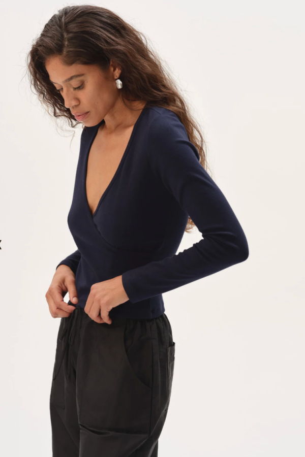 Donni. The Baby Rib Criss Cross Long Sleeve Top - Navy
