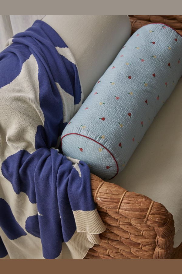 Mosey Me Marlo Knitted Throw