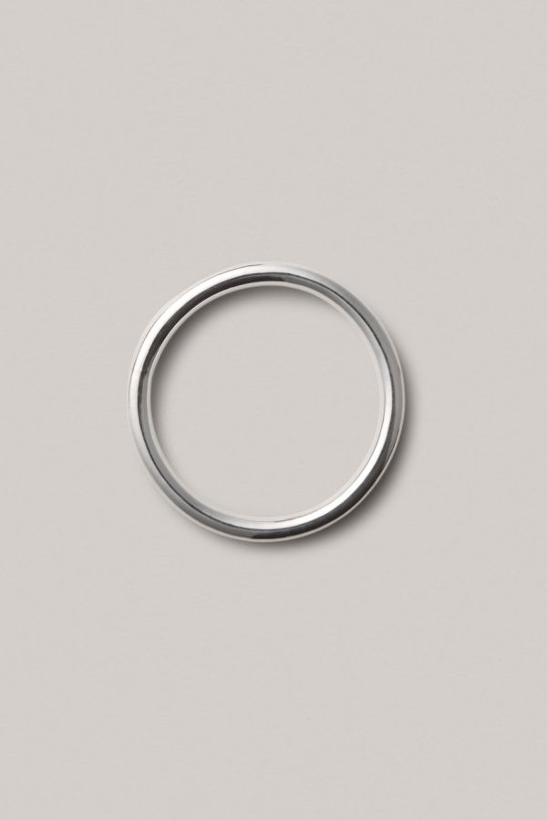 Annika Inez Slender Tube Bangle - Silver