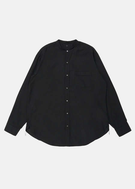 Taiga Takahashi Silk LOT. 505 V-Neck Sweater - Navy | Garmentory