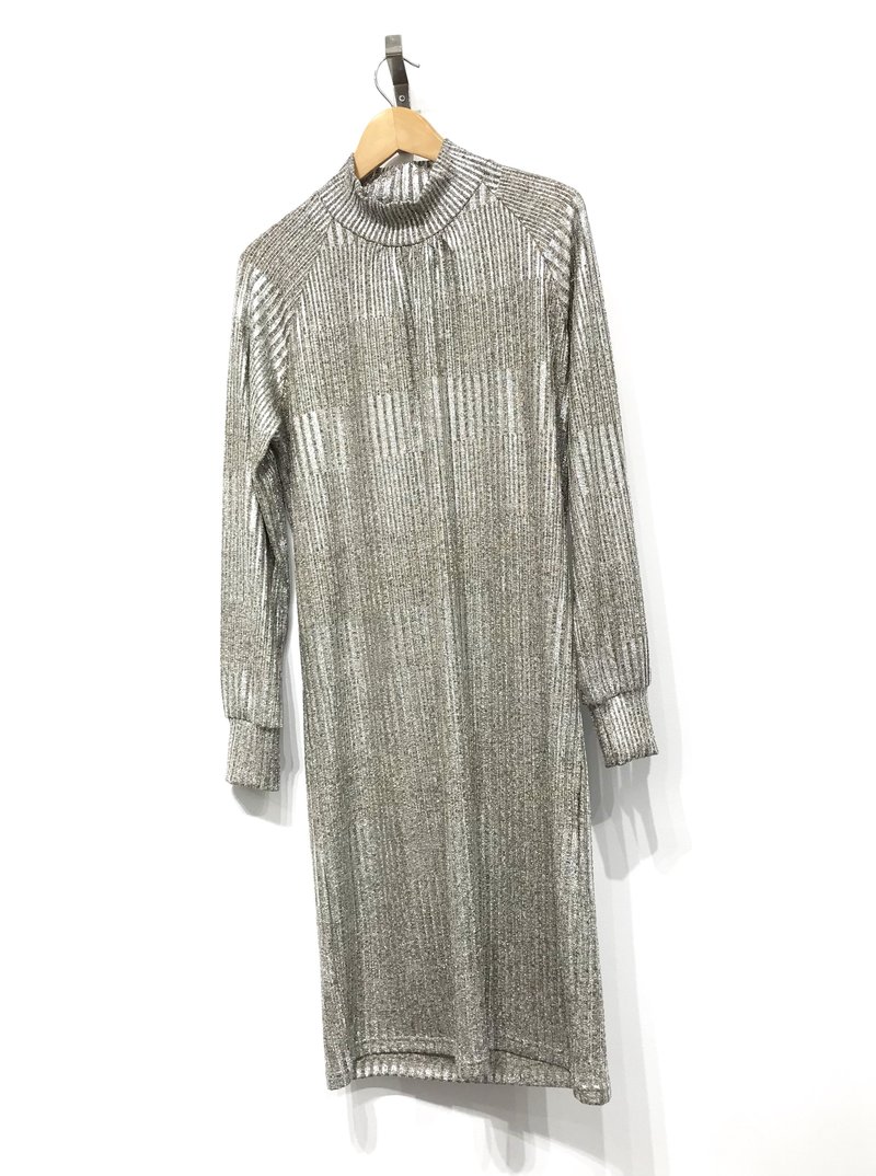 Allison Wonderland Louvre Dress - Metallic