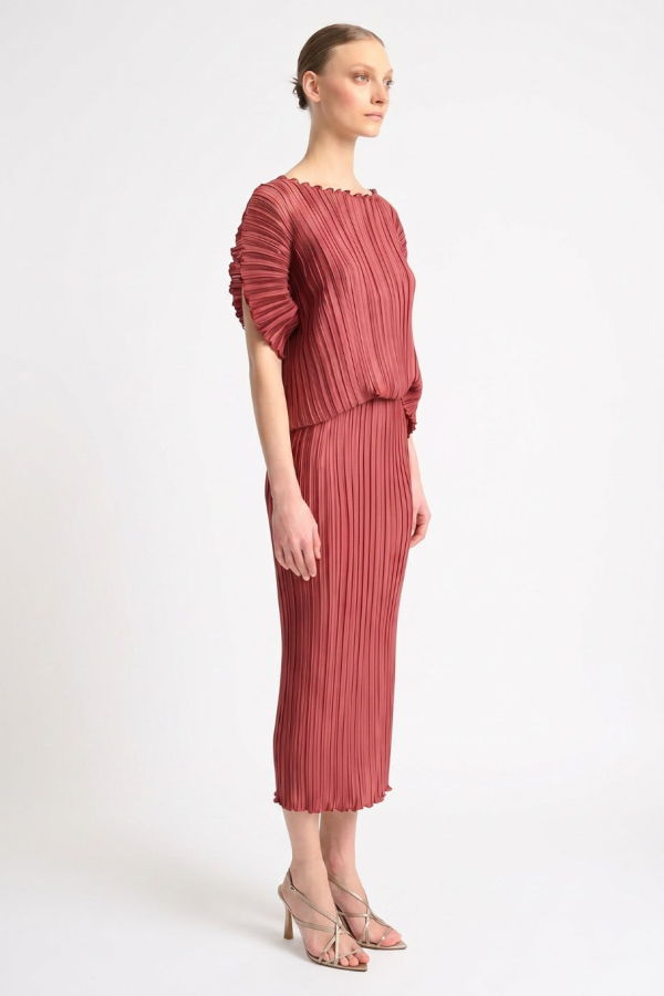 Daphne Valente Magnet Dress - Pomegranate