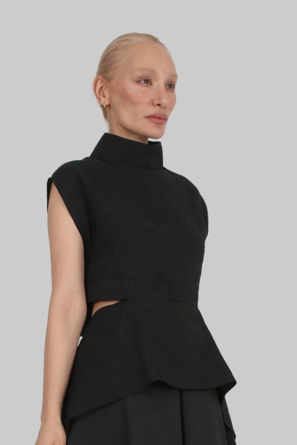 Solouk Fragmented Flow Top
