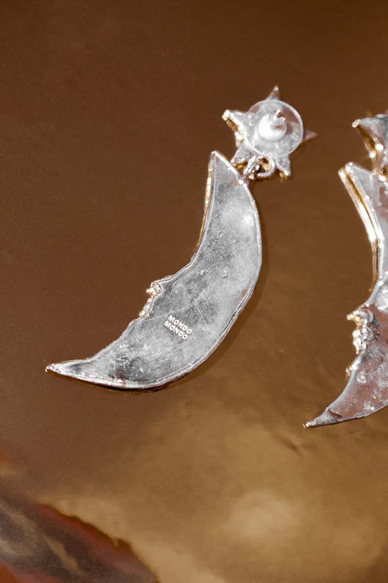 Mondo Mondo Moon Earrings - White Bronze
