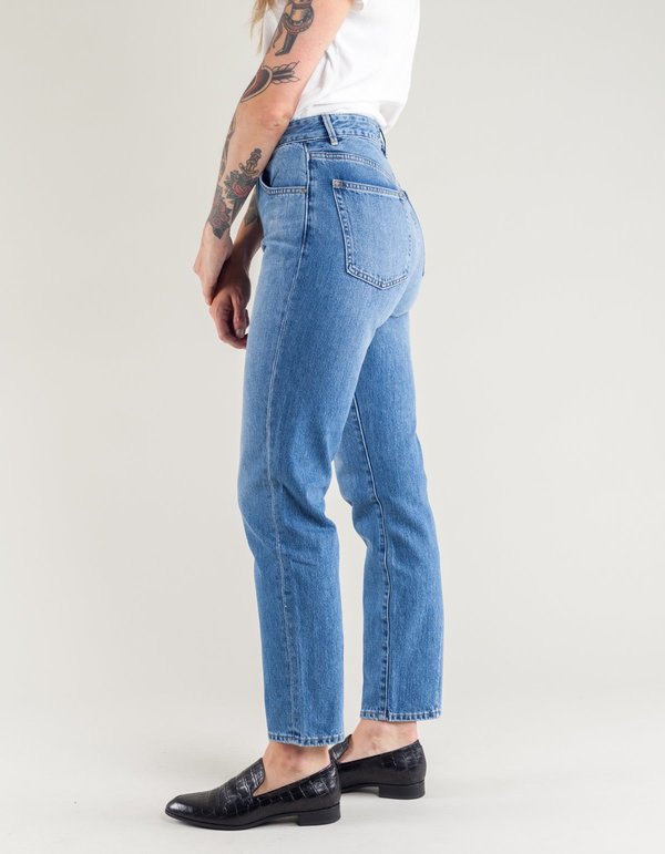 Neuw Lola High Rise Mom Jean - Helen