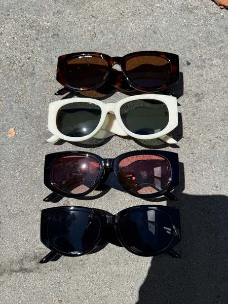Bonnie Clyde Big Trouble Sunglasses - Black/Sunglow | Garmentory