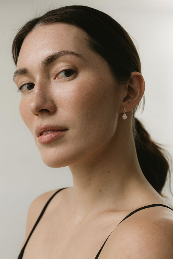 MASLO CO. Balle Pearl Stud Earrings