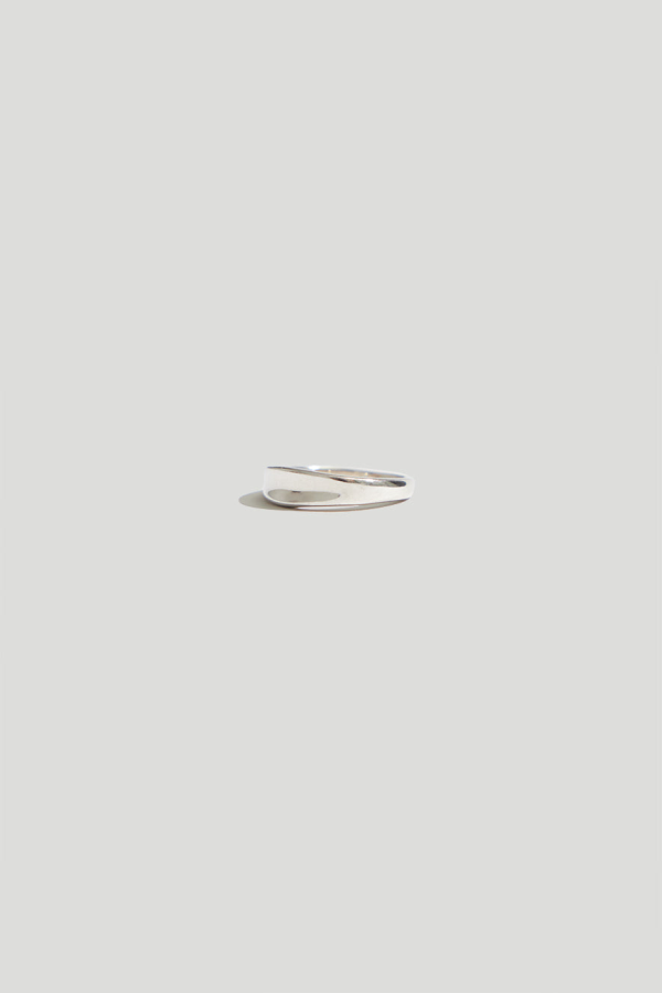 Maslo Jewelry Crescent Ring