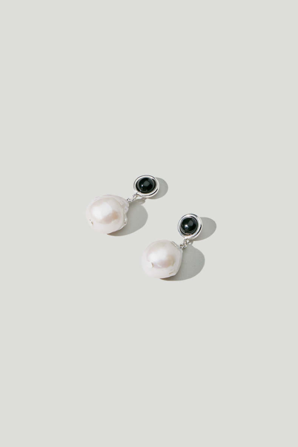 Maslo Jewelry Laurel Baroque Earrings