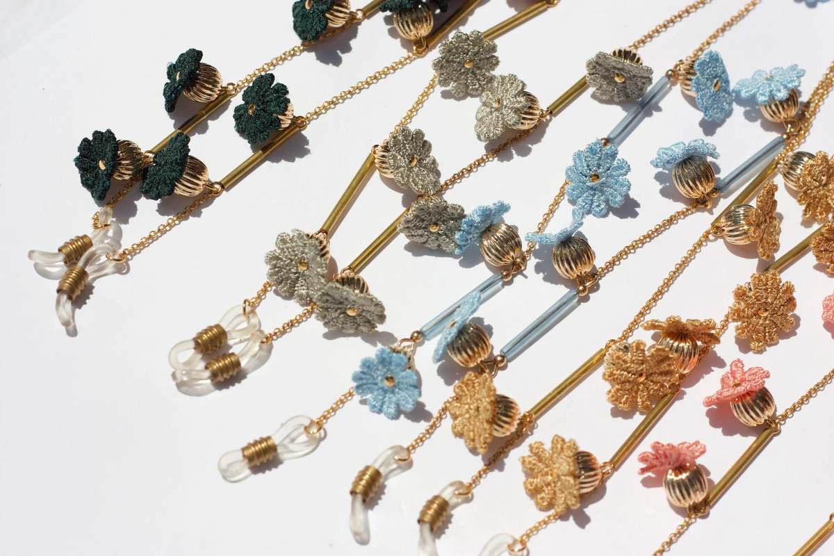 This Ilk Silene Glasses Chain - Image 1 of 1