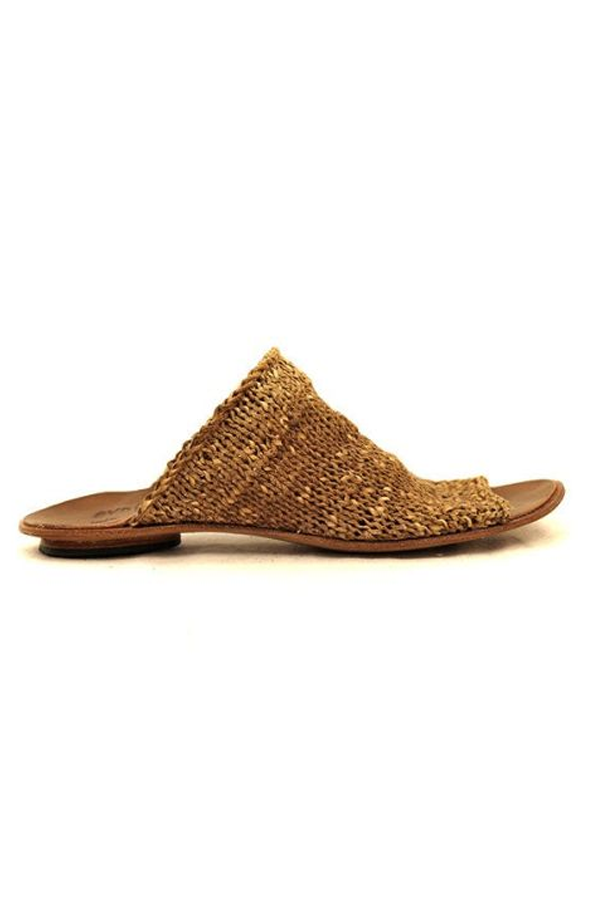 Cydwoq Asia Sandal