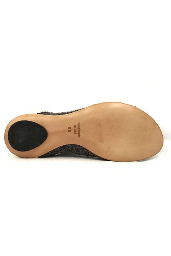 Cydwoq Asia Sandal