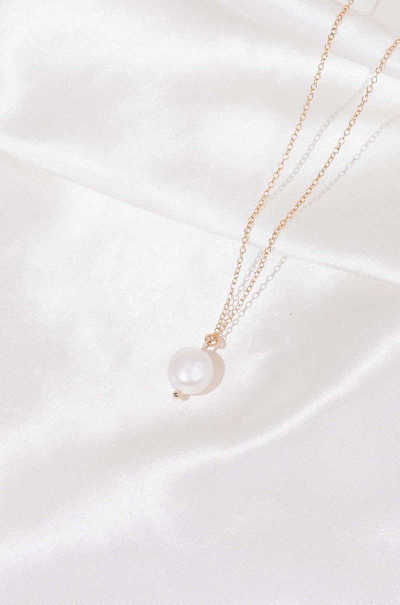 Katie Dean Jewelry Long Pearl Pendant Necklace - Gold