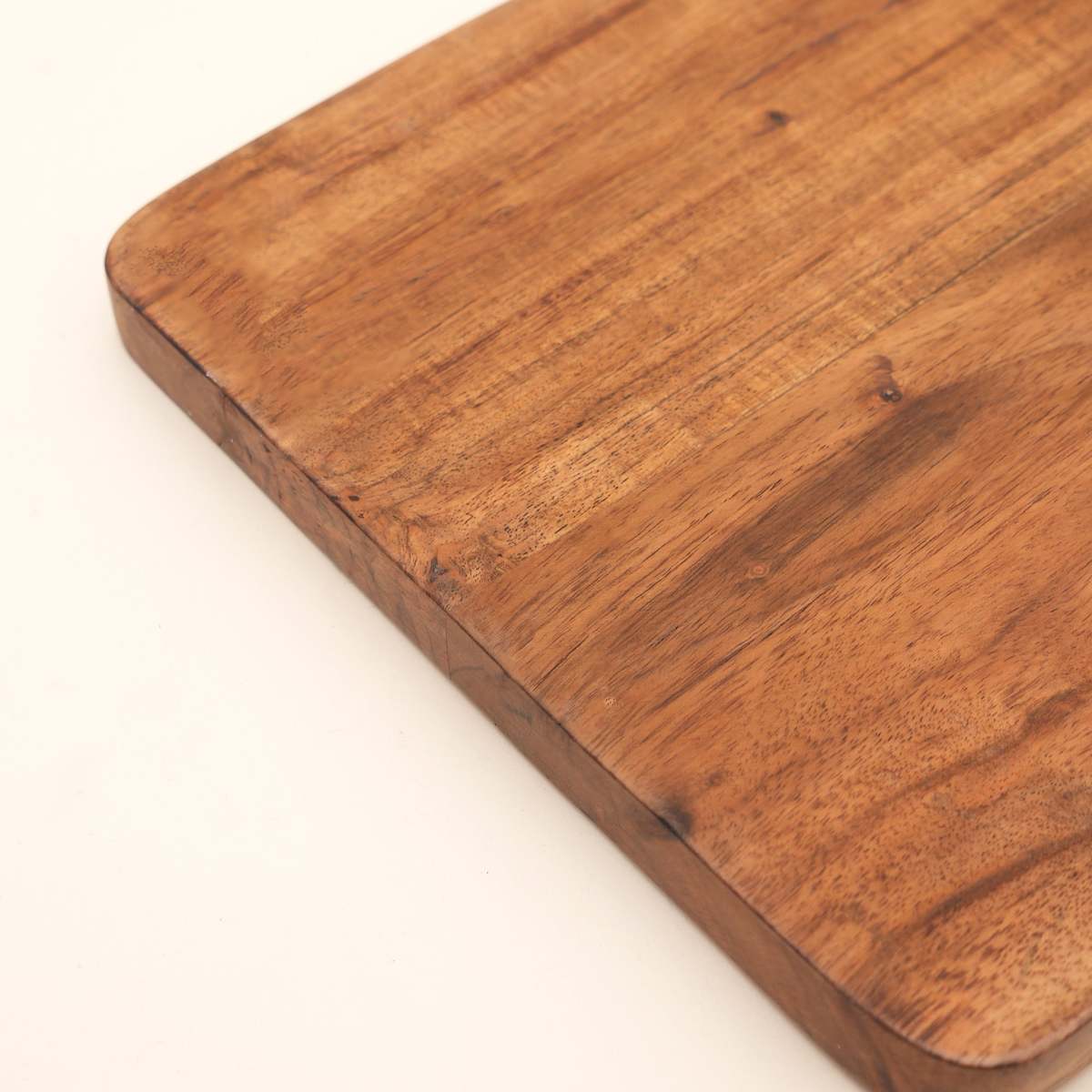 Expo Bazaar Acacia Wood Cutting Board with Handle - Image 7 of 8