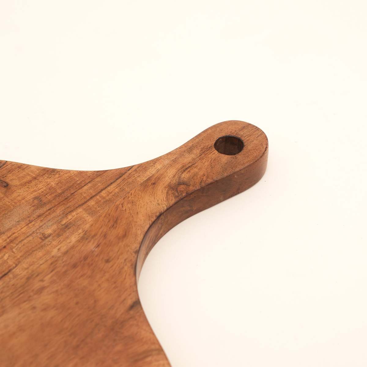 Expo Bazaar Acacia Wood Cutting Board with Handle - Image 8 of 8