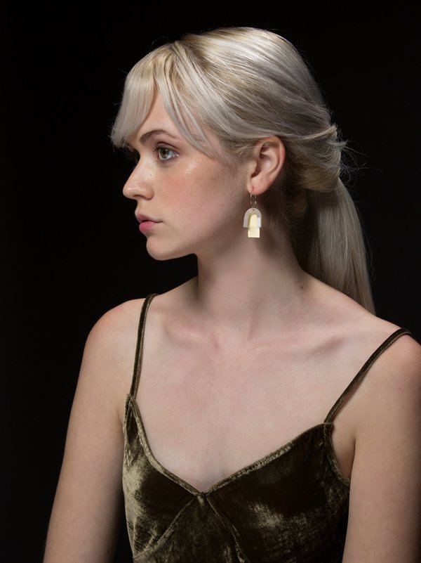 Highlow Shape Arc Hoops - Gold Fill Highlow Shape Arc Hoops - Gold Fill