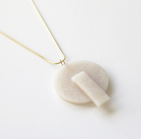 Highlow Shape Form Necklace - OFF WHITE Highlow Shape Form Necklace - OFF WHITE