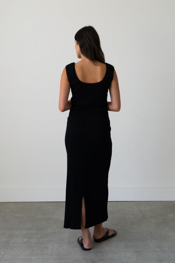 Waltz Ribbed Knit Midi Skirt