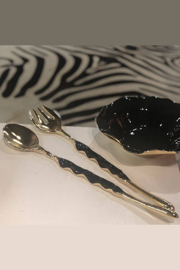 Lunares Ruffled Salad Server