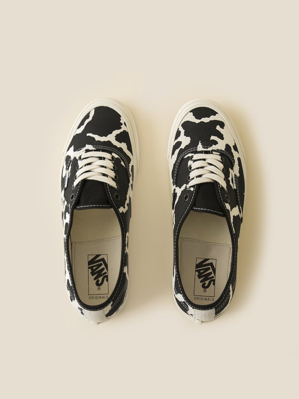 VANS VAULT OG Authentic LX - Cow/Black | Garmentory