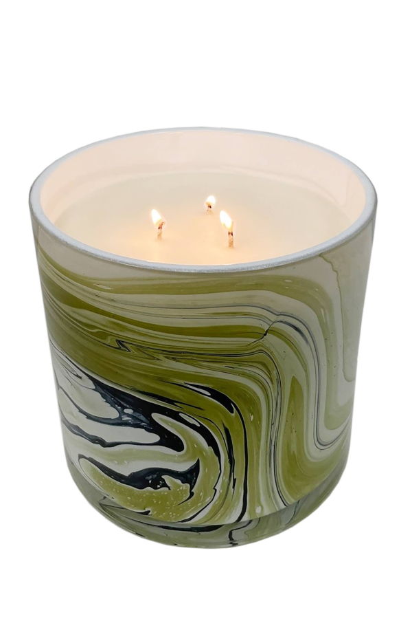 Andaluca Jumbo 45 Oz. Swirl Glass Candle - Vetiver & Oak