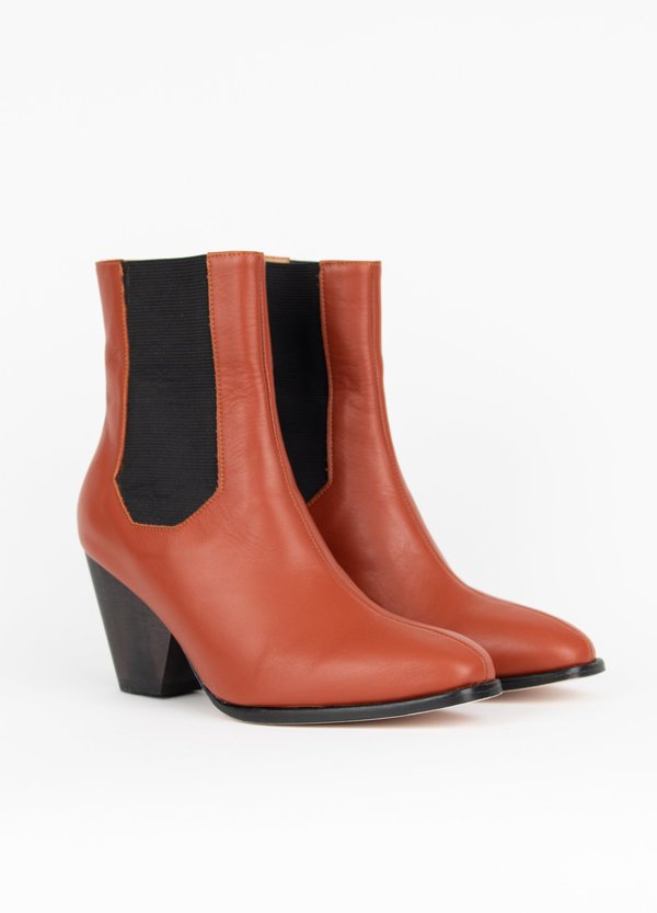 The Palatines Inergia Duo Boot Rosewood Garmentory