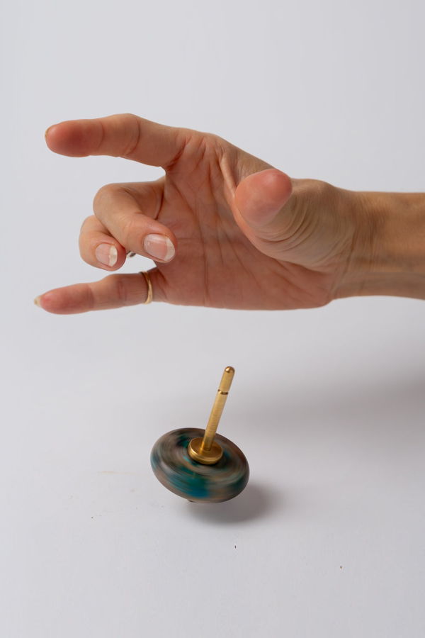 Dar Proyectos Kinetic Gemstone & Brass Spin Top - Deep Green Nefrite