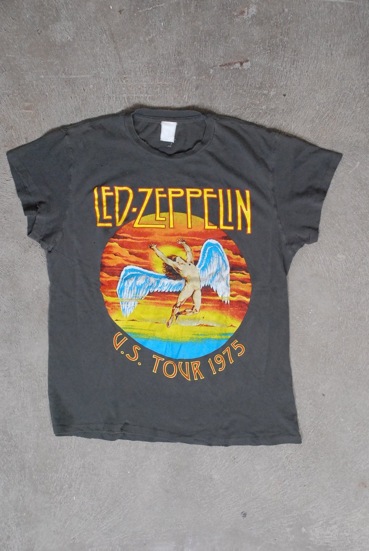 MadeWorn Led Zeppelin U.S. Tour 1975 T-shirt - Black Pigment 